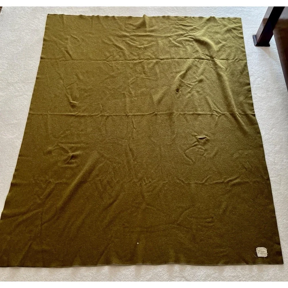 WW11 US Army Wool Blanket 1943 Virginia Woolen Co Olive Drab 66x84 QM Tag 1 Hole